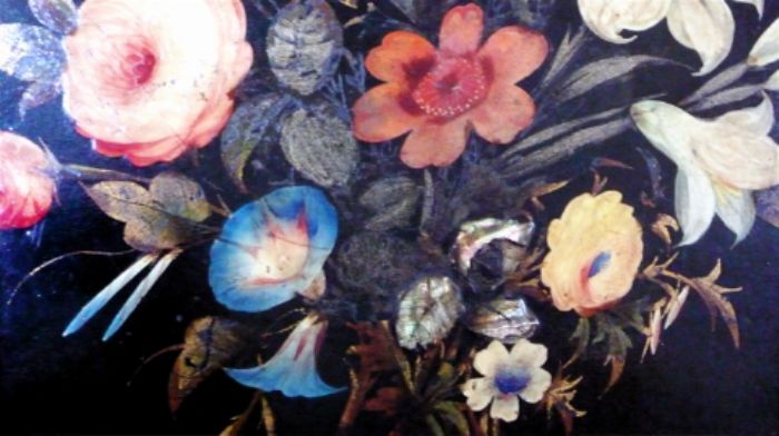 Pressed and lacquered flowers